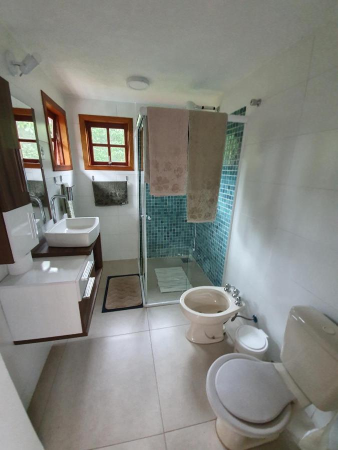 Casa Pe Na Areia Em Toque Toque * Sao Sebastiao (Sao Paulo)